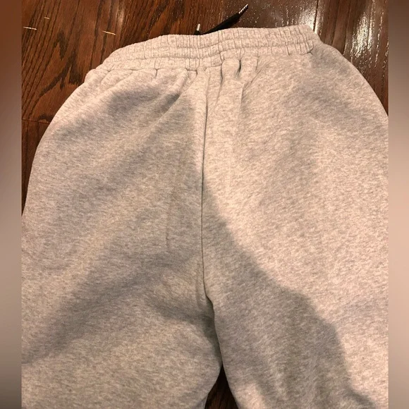 Gray Skull Print Joggers - Picture 7 of 8